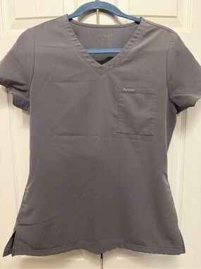 Jaanuu Women's Short-Sleeve V-Neck Scrub Top in Gray